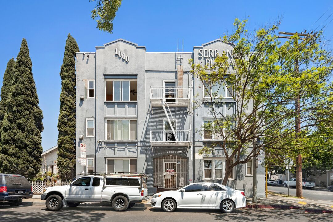 Great Deal Alert – 24 Unit – Hollywood – $3.9mm