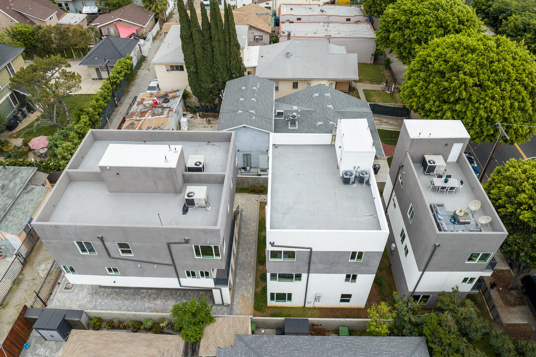 Just Listed! $2,995,000 New Construction 5 units 2611 E 4th St LA 90033